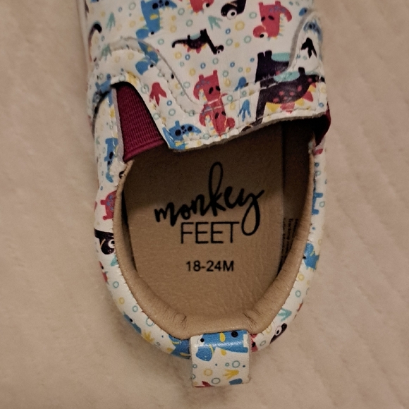 Monkey Feet Kids Sneakers with Dinosaur Print - White and Multicolor - Picture 6 of 7